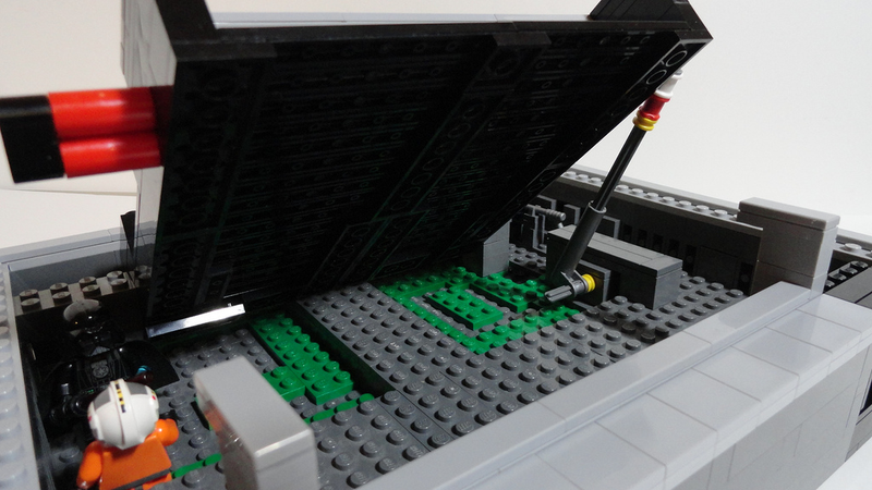 Illustration for article titled This LEGO Nintendo Could Almost Pass For The Real Thing